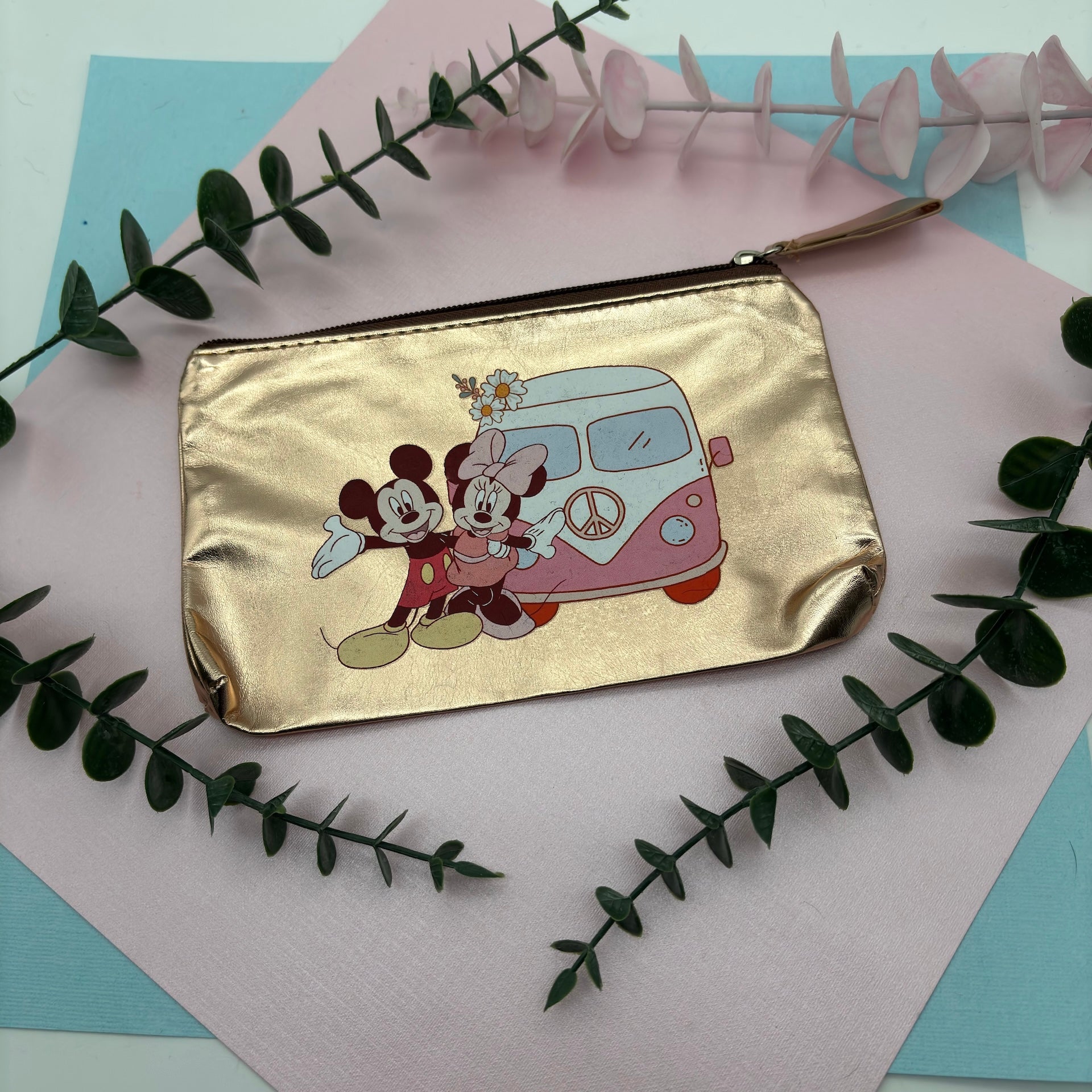 Estuche efecto metálico
